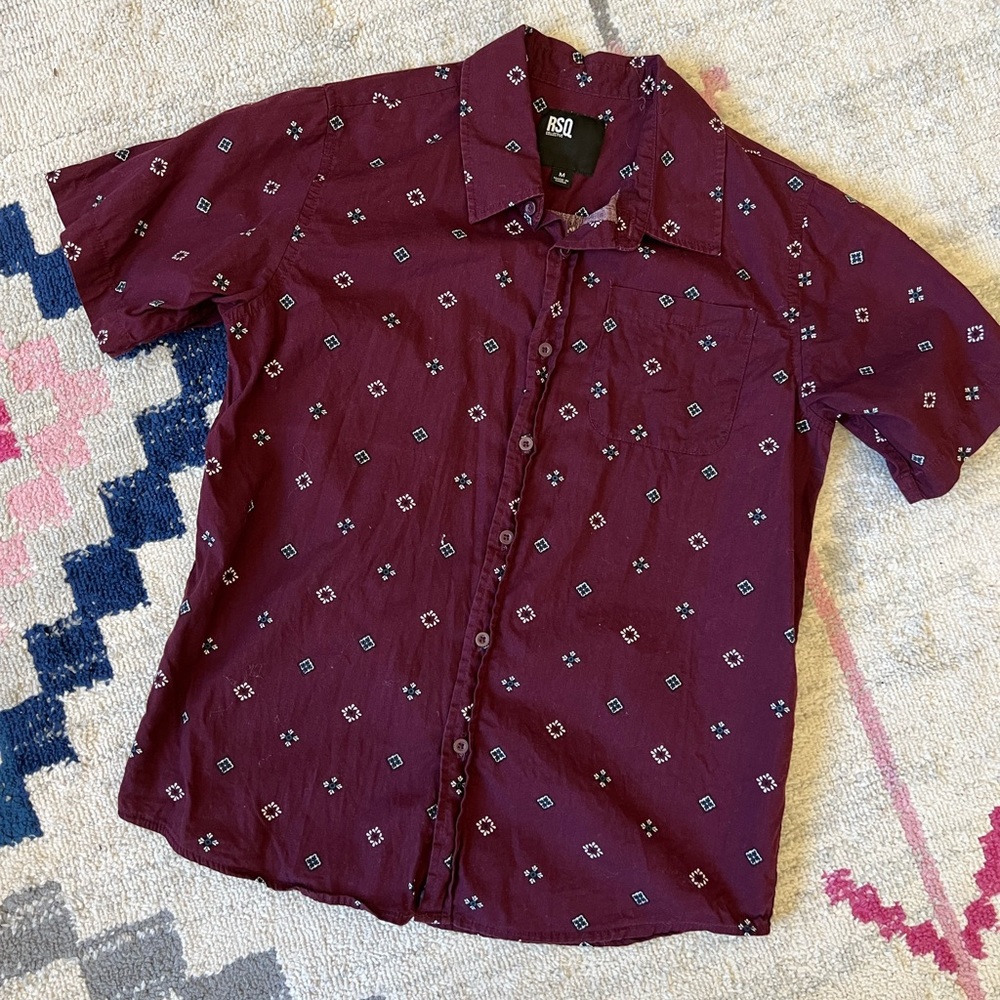 RSQ from Tillys Boys Button Down Shirt Size Medium